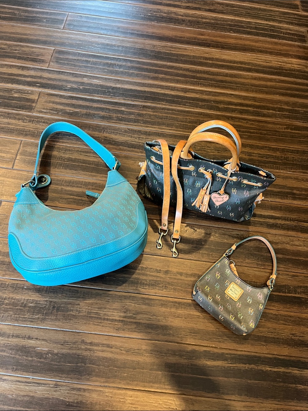 Dooney & Bourke Bundle!